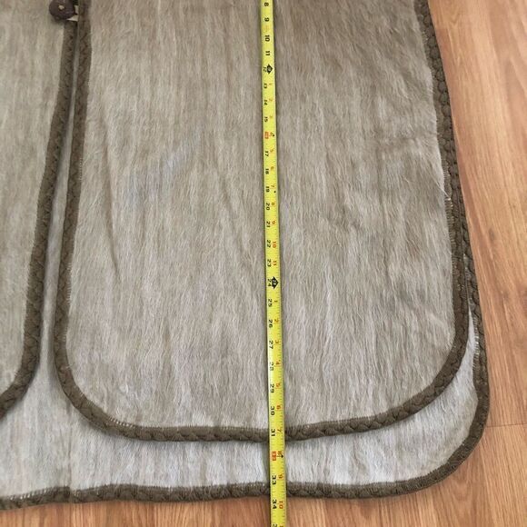 Shupaca Alpaca Two Button Cape Poncho Taupe One Size Beautiful! - Picture 6 of 9